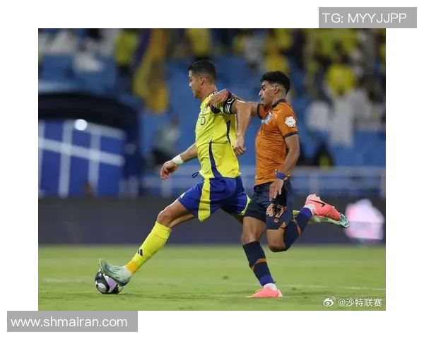 尤文图斯横扫AC米兰1比6！C罗带队势不可挡，梅西狂砍帽子戏法